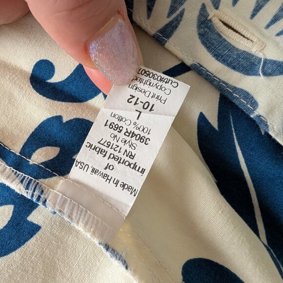 Kahala Boys’ Aloha Shirt – Blue & White Floral Print – Size L (10-12) - Picture 3 of 5